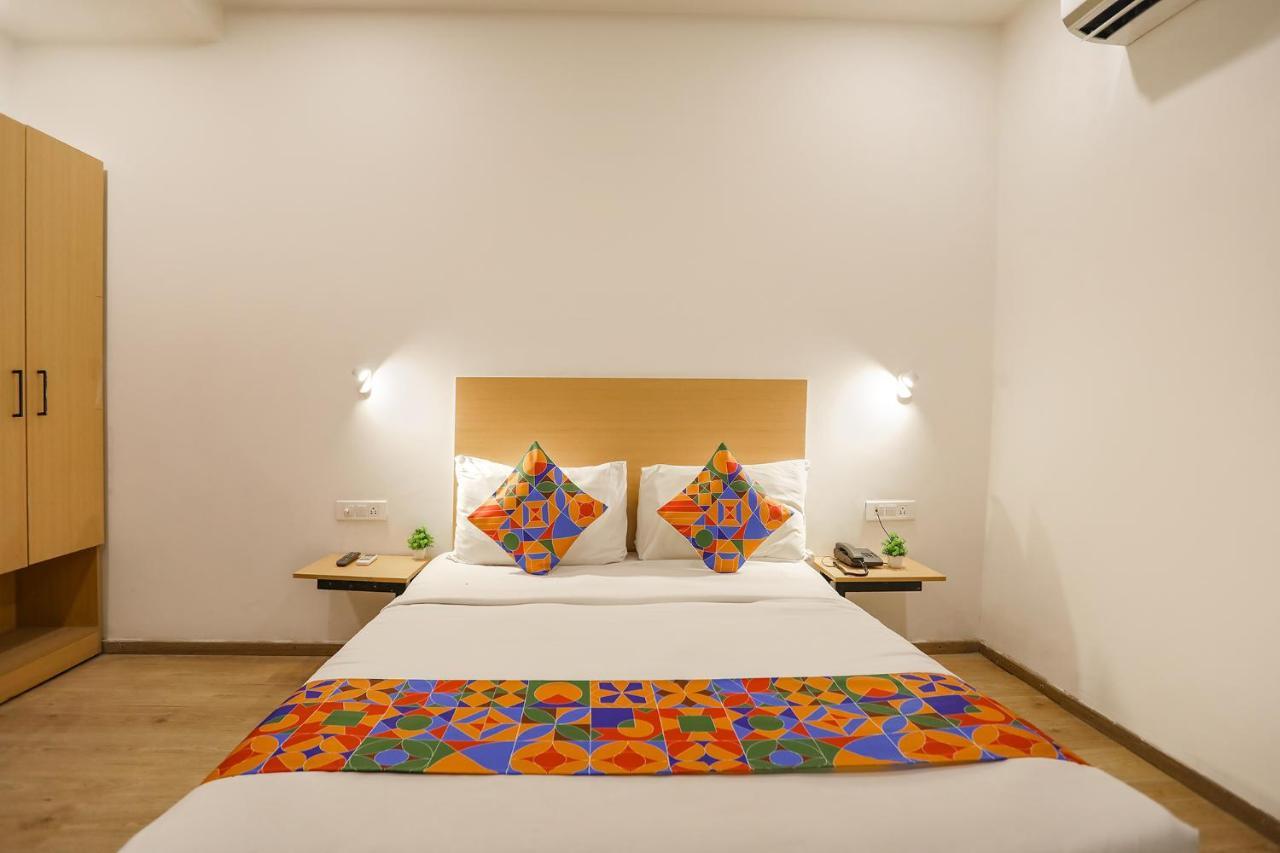 Fabhotel Golden World Ghaziabad Exterior foto