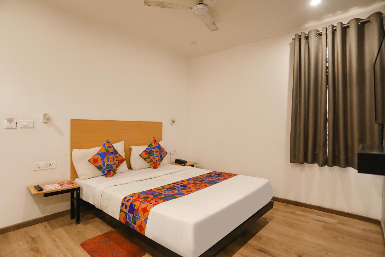 Fabhotel Golden World Ghaziabad Exterior foto